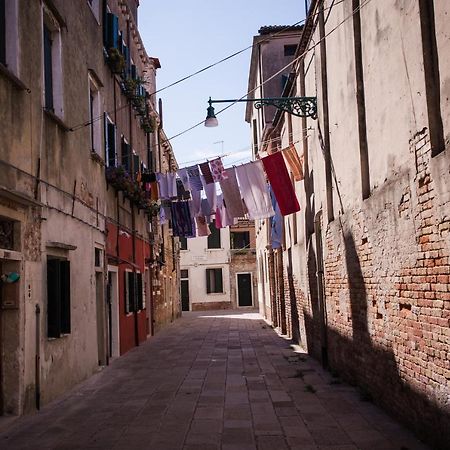 Apartamento Venezia Biennale Bianco & Rosso Exterior foto